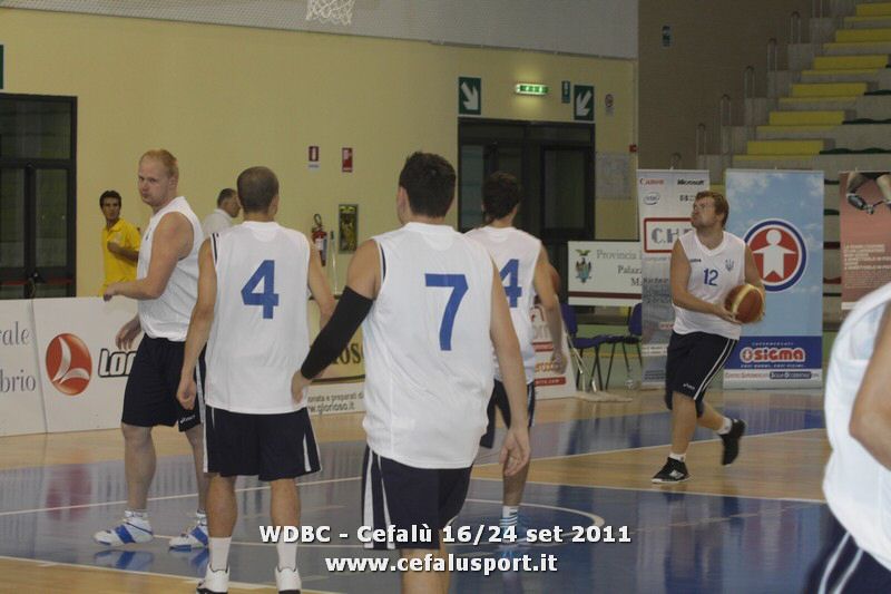 110921 basket 159_tn.jpg